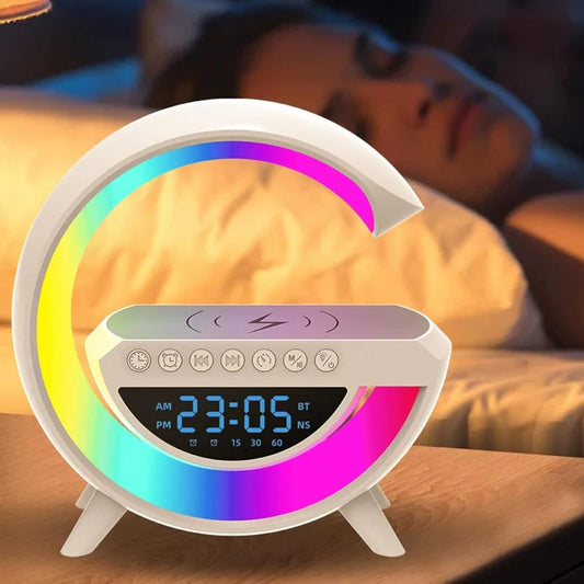 LAMPARA G SMART - LUZ RGB, PARLANTE, RELOJ, CARGADOR, INALÁMBRICO